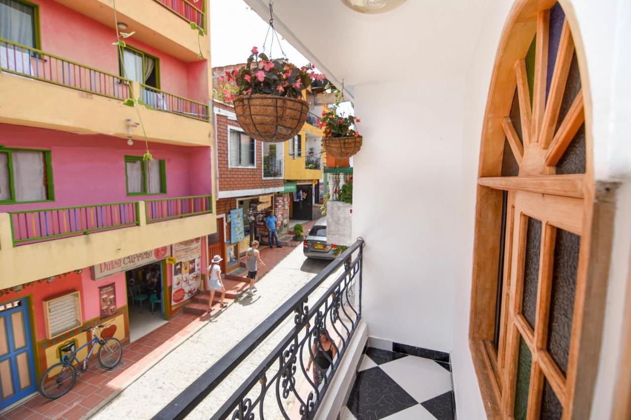 Hotel El Paisaje Guatapé Exterior foto